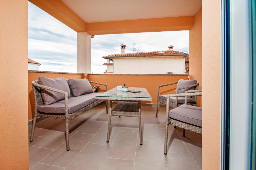 Aria Room And Apartmant Fuga Ровинь Экстерьер фото