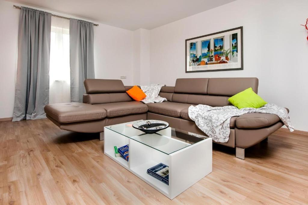 Aria Room And Apartmant Fuga Ровинь Экстерьер фото